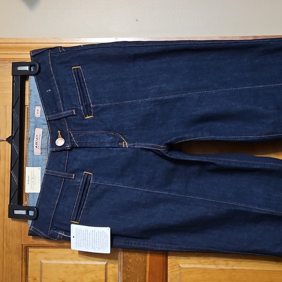 NWT Ariat Lennon Wide Leg Trouser Jeans - Picture 6 of 15